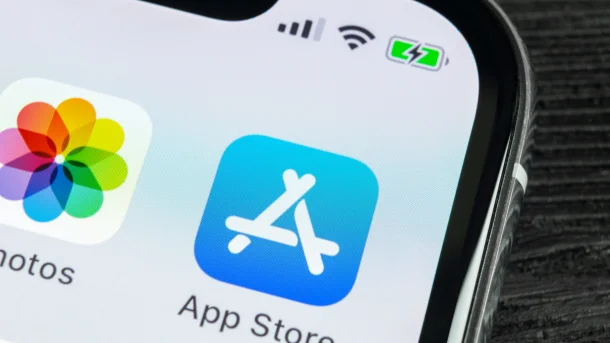 Общее изображение iPhone с App Store